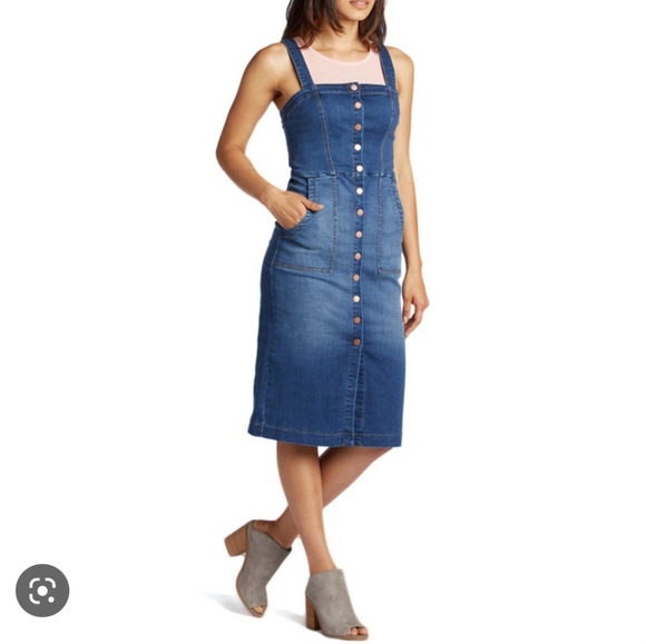 Level 99 Dresses & Skirts - LEVEL 99 overall dress in denim. EUC.